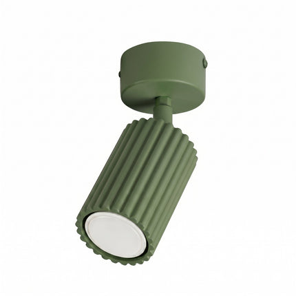 Plafonnier Oslo 1 Spot Orientable en Aluminium Cannelé Vert Olive, packshot sur fond blanc