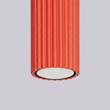 Plafonnier Oslo 10 Rouge Vif en Aluminium Nervuré, vue de détail