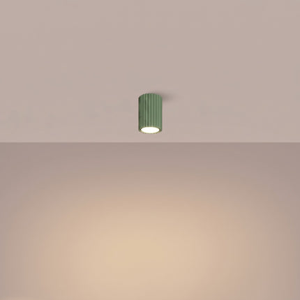 Plafonnier Oslo 10 Vert Sauge en Aluminium Nervuré, lumière allumée