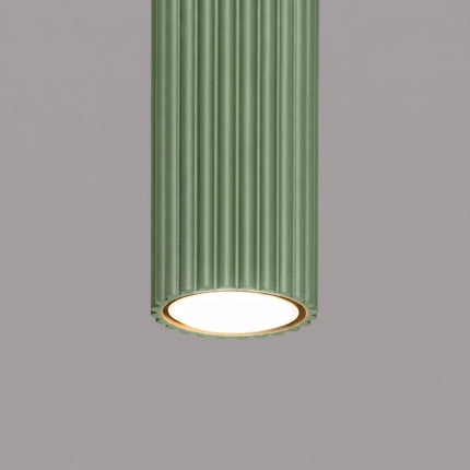 Plafonnier Oslo 10 Vert Sauge en Aluminium Nervuré, packshot de trois quarts