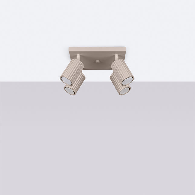Plafonnier Oslo 4 Spots Orientables Carré en Aluminium Taupe, vue en situation