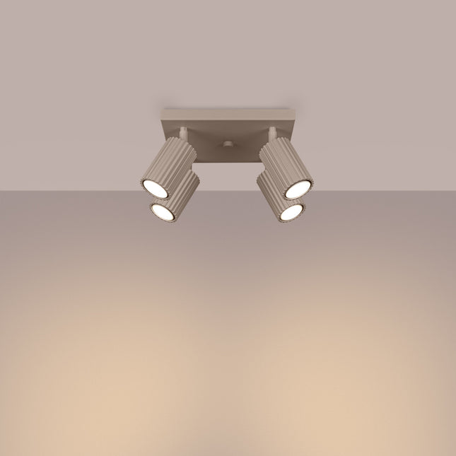 Plafonnier Oslo 4 Spots Orientables Carré en Aluminium Taupe, lumière allumée