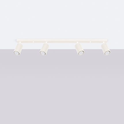 Plafonnier Oslo 4L beige fixé au plafond, éclairage GU10 orientable pour une pièce lumineuse et minimaliste.