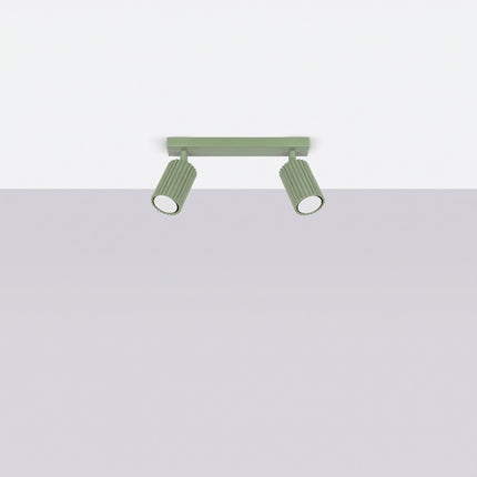 Plafonnier Oslo barre 2 spots orientables 30 cm vert sauge, vue en situation sur fond clair