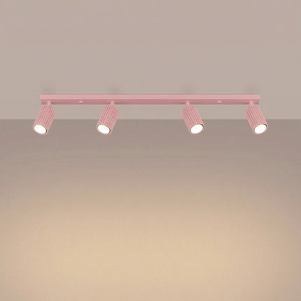 Plafonnier Oslo Barre 4 Spots Orientables 81 cm en Aluminium Rose Poudré, lumière allumée