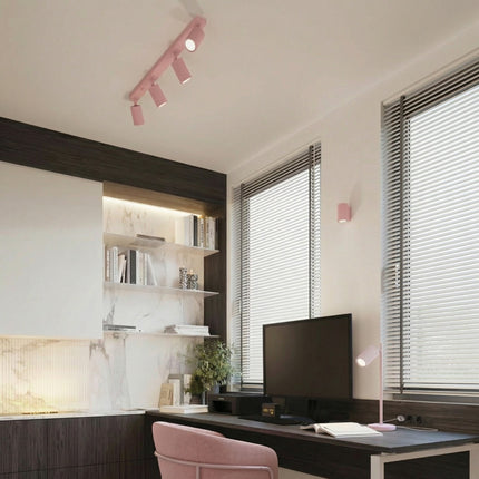 Plafonnier Oslo Barre 4 Spots Orientables 81 cm en Aluminium Rose Poudré, mise en situation 2