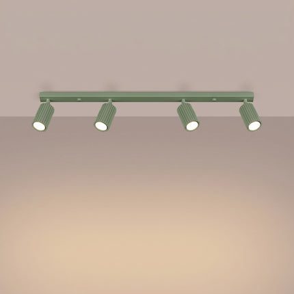 Plafonnier Oslo Barre 4 Spots Orientables 81 cm en Aluminium Vert Sauge, lumière allumée