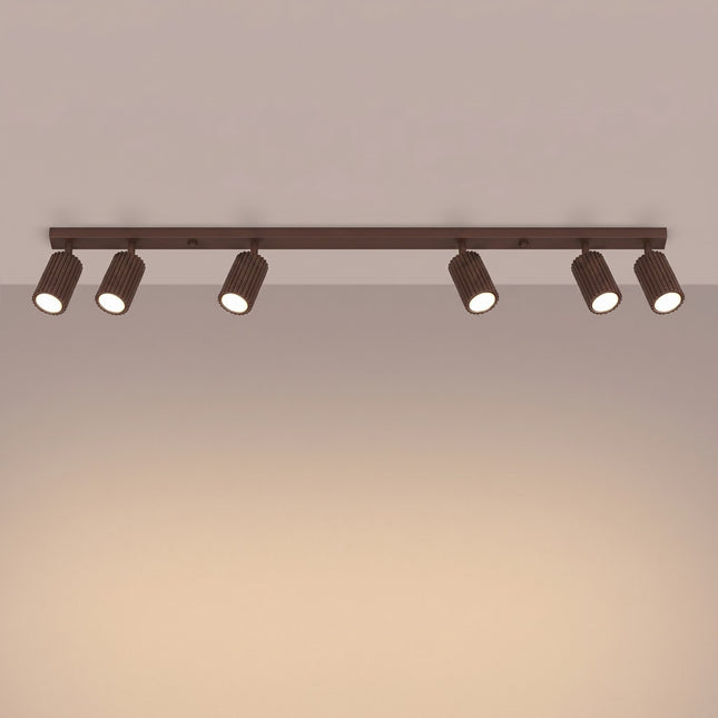Plafonnier Oslo barre 6 spots orientables 117 cm brun chocolat, lumière allumée