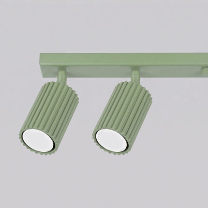 Plafonnier Oslo barre 6 spots orientables 117 cm vert sauge, détail des cannelures