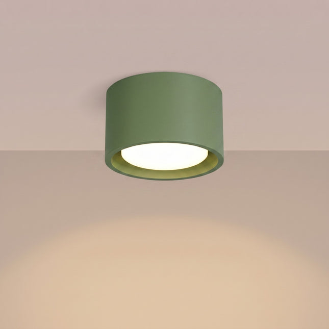 Plafón Pastilla verde oliva, luz encendida