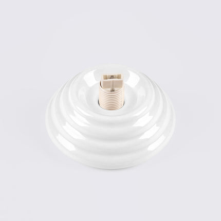 plafonnier perle céramique blanc ip44, vue sur fond coloré