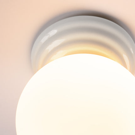 plafonnier perle céramique blanc ip44, vue de détail
