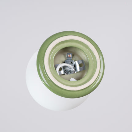 plafonnier perle céramique vert olive ip44, détail de la fixation