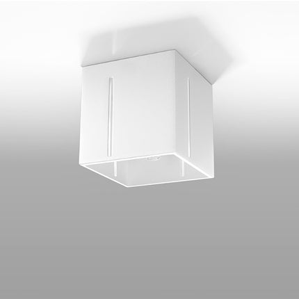 Plafonnier Pixar blanc en aluminium dans un salon contemporain