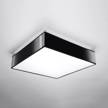 Plafonnier Plateforme carré 45 noir au plafond d'un salon