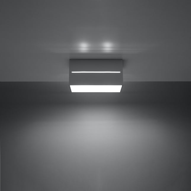 Plafonnier Rectangle Ouvert Gris en aluminium à deux spots en situation dans un intérieur moderne