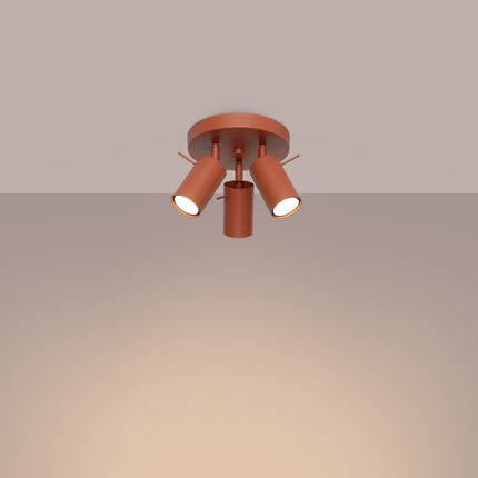 plafonnier rond 3 spots orientables rouge ocre, lumière allumée