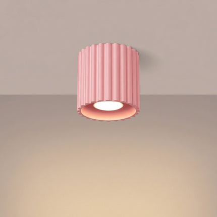Plafonnier Spot Aura Aluminium Cannelé Rose Poudré (GU10), lumière allumée