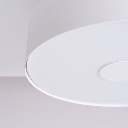 plafonnier tambour 30 cm blanc à 4 lumières, packshot de trois quarts