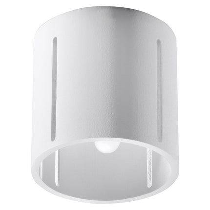 Plafonnier Tasse Nordique blanc en aluminium dans un salon contemporain