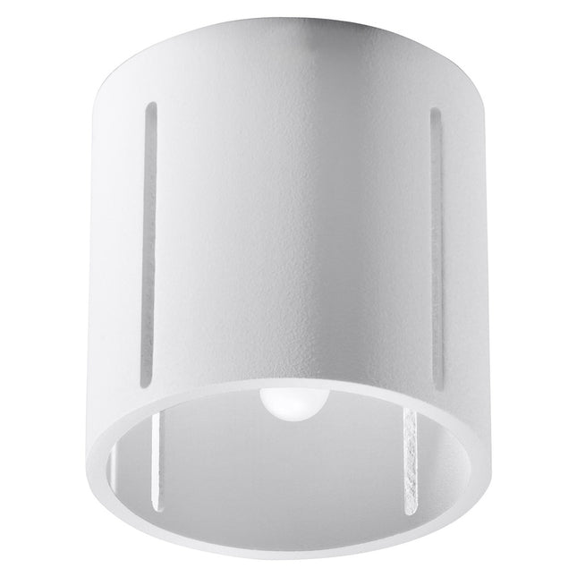 Plafonnier Tasse Nordique blanc en aluminium dans un salon contemporain