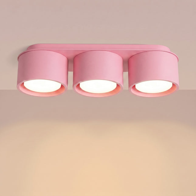 Plafonnier Triple Pastille en Aluminium Rose Poudré (GX53), lumière allumée