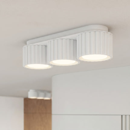 Plafonnier triple spot Aura blanc, intérieur contemporain