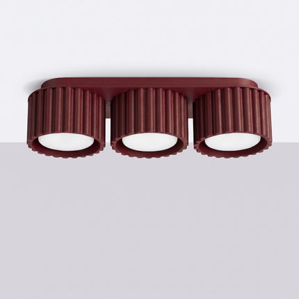Plafonnier triple spot Aura bordeaux, vue en situation