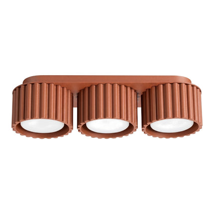 Plafonnier triple spot Aura rouge ocre, packshot sur fond blanc