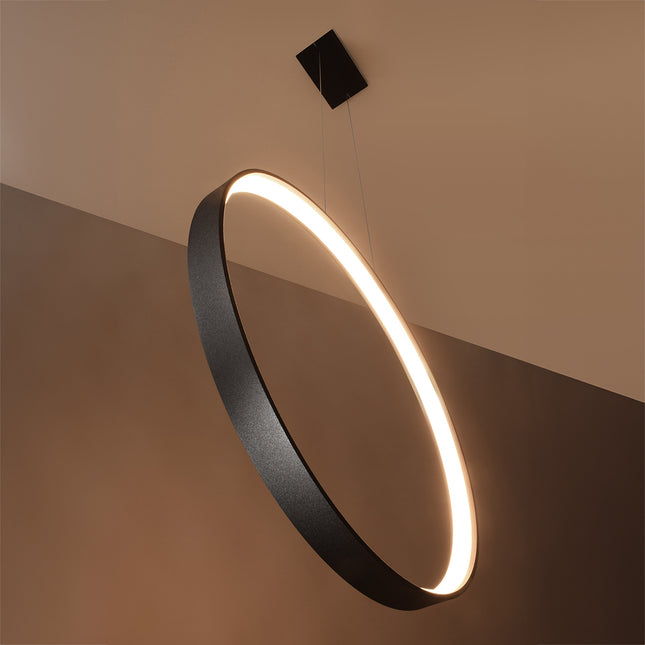 Suspension Anneau Solis 110 cm noire, grand anneau vertical lumineux sur câbles et rosace carrée