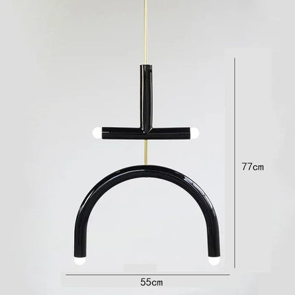 Suspension arc-en-ciel au design fantaisie, LED et couleurs vives pour un éclairage ludique.