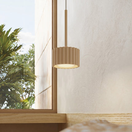 Suspension Aura beige, intérieur contemporain