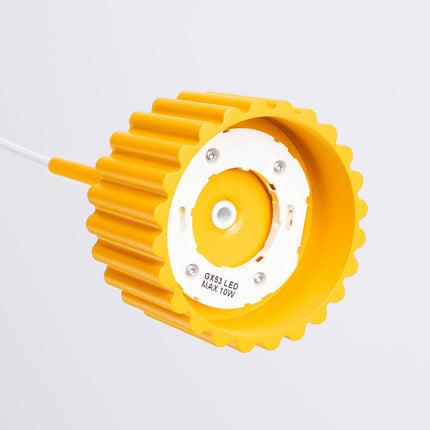 Suspension Aura jaune ambré, détail des cannelures