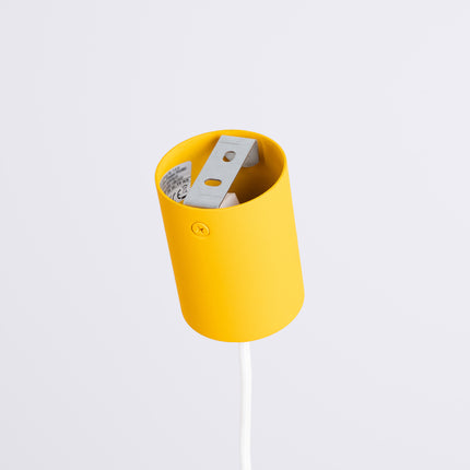 Suspension Aura jaune ambré, détail de la fixation