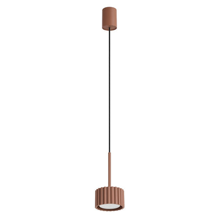 Suspension Aura Aluminium Cannelé Moka (GX53), packshot sur fond blanc