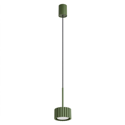 Suspension Aura Aluminium Cannelé Vert Olive (GX53), packshot sur fond blanc