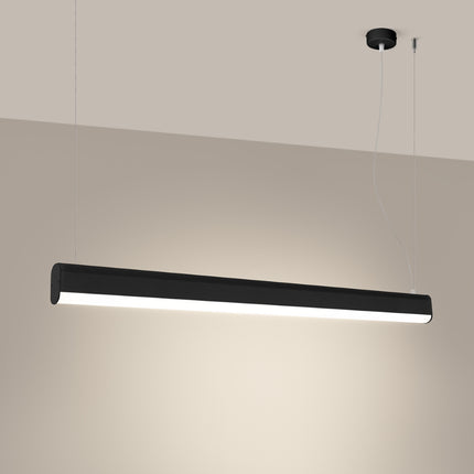 Suspension barre linéaire noire allumée diffusant une lumière chaude et homogène
