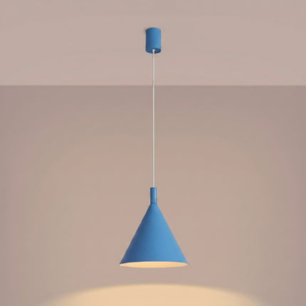 Suspension Bergen cône 25 cm bleu ciel, lumière allumée