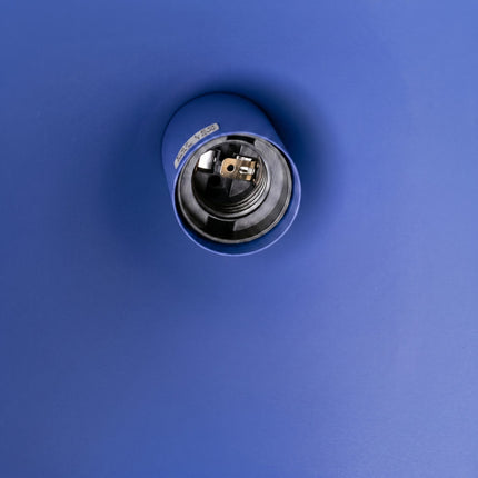 Suspension Bergen cône 25 cm bleu outremer, détail de la platine