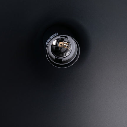 Suspension Bergen Cône 25 cm en Acier Noire, détail de la finition