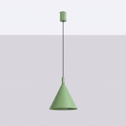 Suspension Bergen cône 25 cm vert sauge, vue en situation sur fond clair