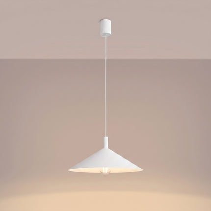 Suspension Bergen Cône Large 40 cm en Acier Blanche, lumière allumée