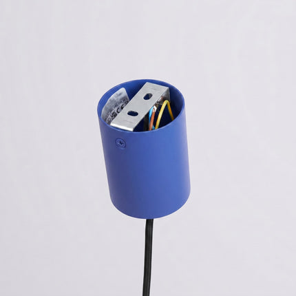Suspension Bergen cône large 40 cm bleu outremer, détail de la rotule