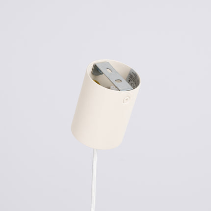 Suspension Bergen Poutre 4 Cônes 122 cm en Acier Beige, détail de la fixation