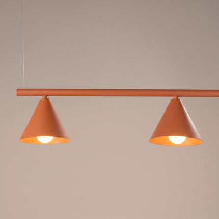 Suspension Bergen Poutre 4 Cônes 122 cm en Acier Rouge Ocre, vue de détail