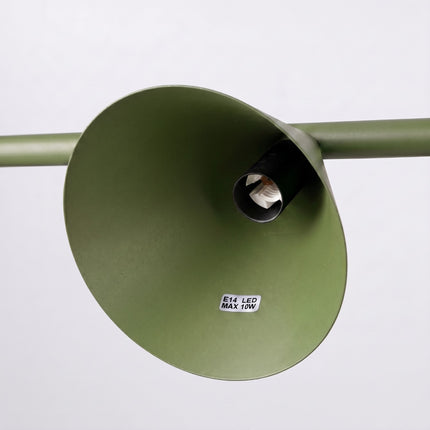 Suspension Bergen Poutre 4 Cônes 122 cm en Acier Vert Olive, détail de la finition
