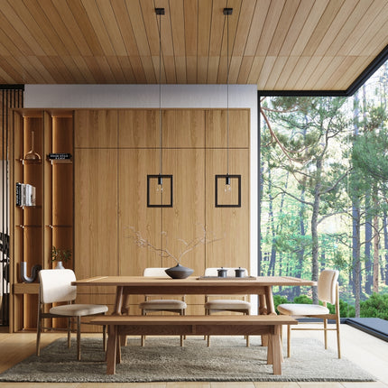 Suspension Cadre Pure en bois wengé au-dessus d'une table à manger en bois massif