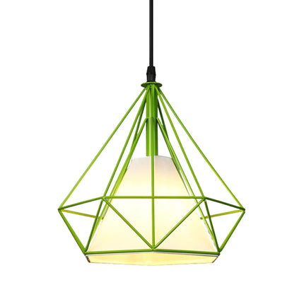 Suspension cage diamant filaire verte avec abat-jour tissu intérieur, sur fond clair