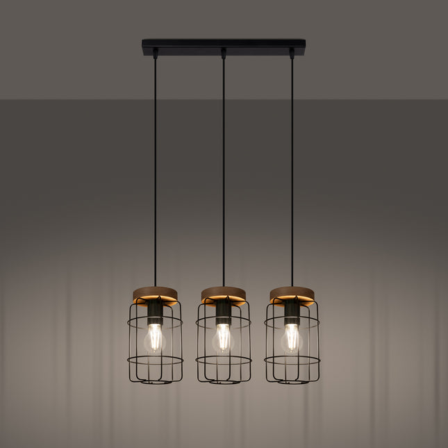 Suspension Cage Industrielle 3 lumières allumée, trois cages métalliques diffusant une lumière chaude