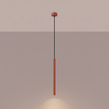 Suspension Cannelée 1 Lumière acier ocre rouge allumée, faisceau resserré